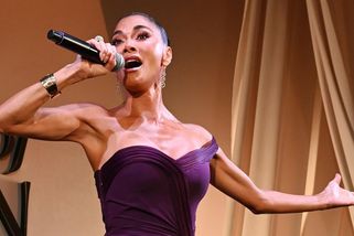 Trapas nebo pocta? Divák v první řadě si během jejího výkonu zdřímnul. Reakci bývalé Pussycat Dolls byste nečekali - Super.cz